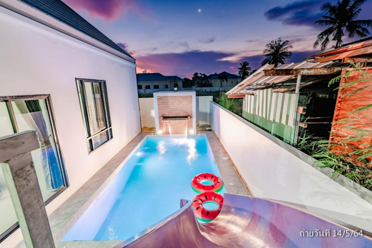 สโลไลฟ์ ปาร์ตี้ พูลวิลล่า Slowlife Party Hua-hin Pool *